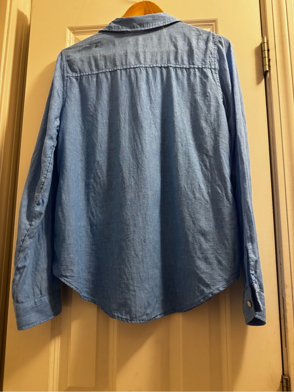 Lilly Pulitzer will women’s linen Button-Down Shirt in Light Blue - Picture 2 of 3